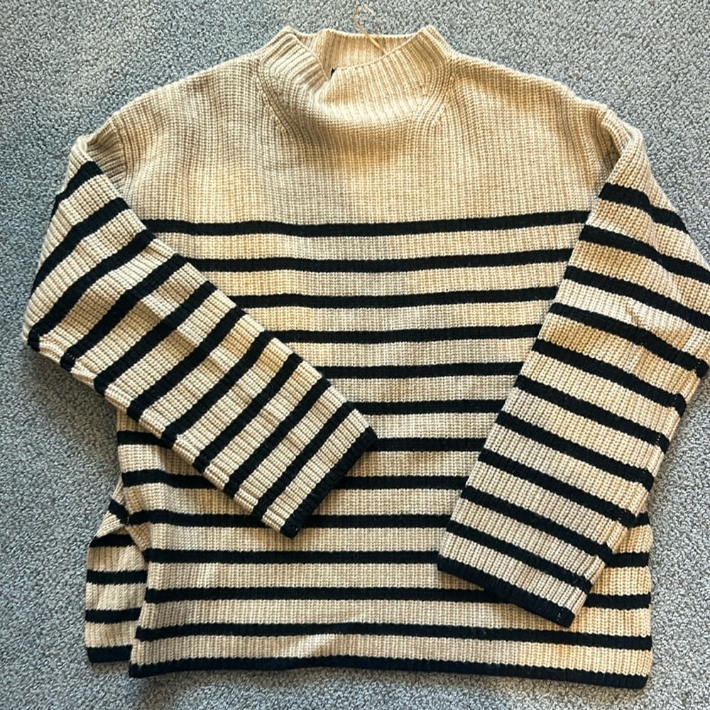 Rails “Claudia” Over Size Mock Neck Sweater Size … - image 1